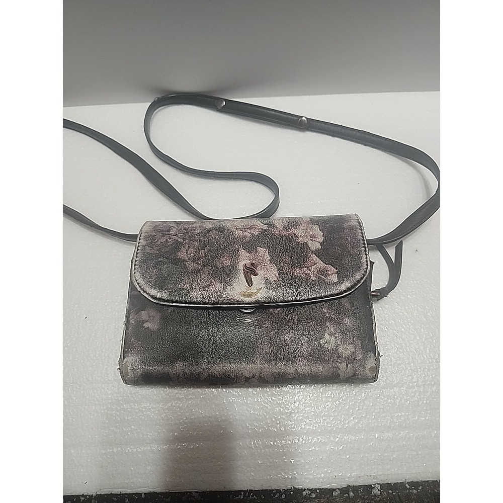 Simply Vera Vera Wang Floral Crossbody Wallet Bag Black Purple Distressed